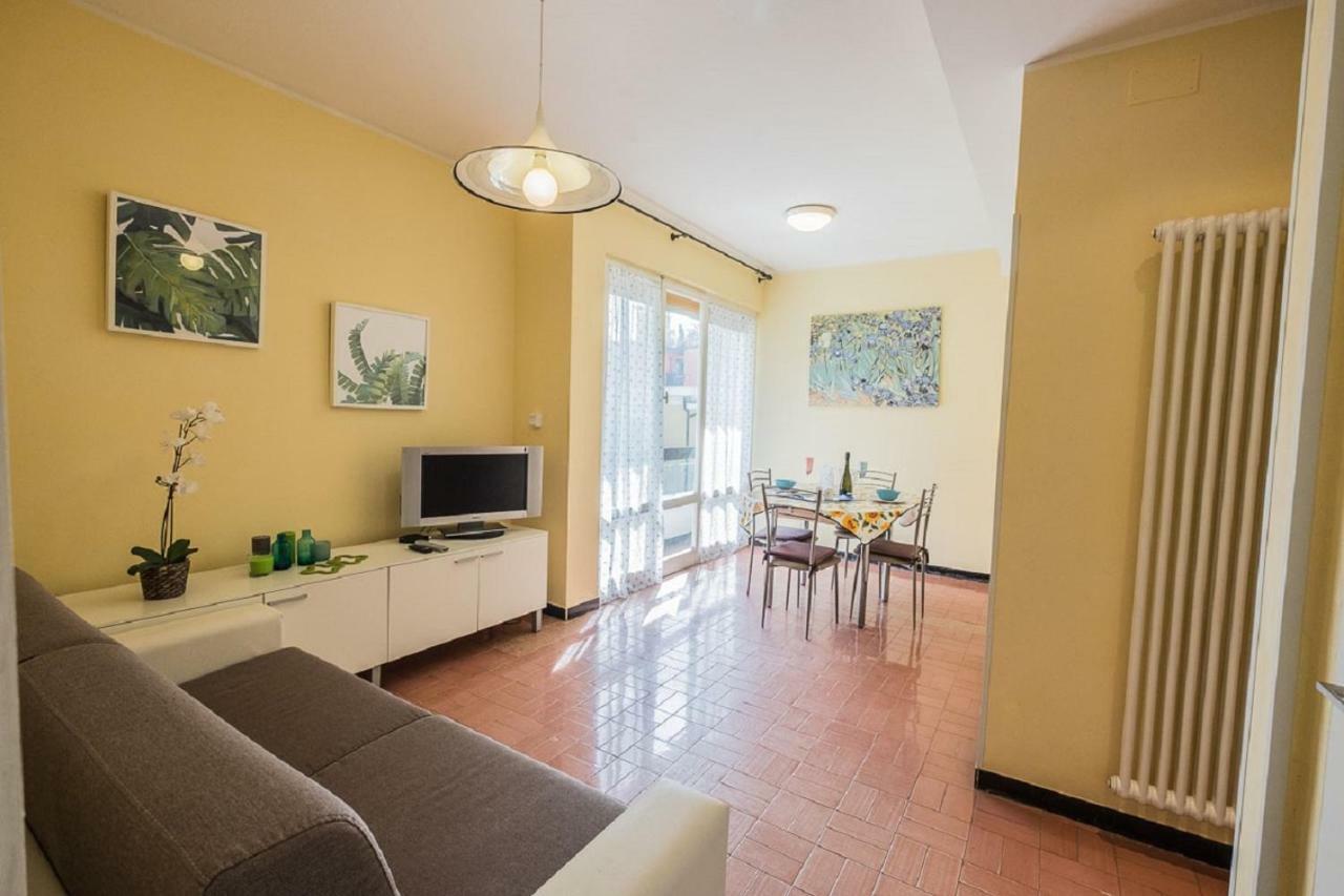 Mae'S Apartment Monterosso al Mare Bagian luar foto
