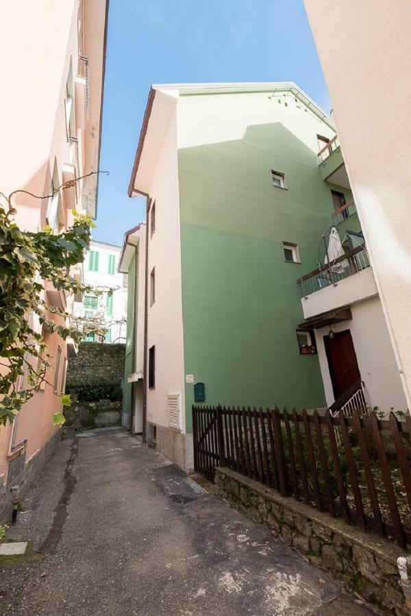 Mae'S Apartment Monterosso al Mare Bagian luar foto